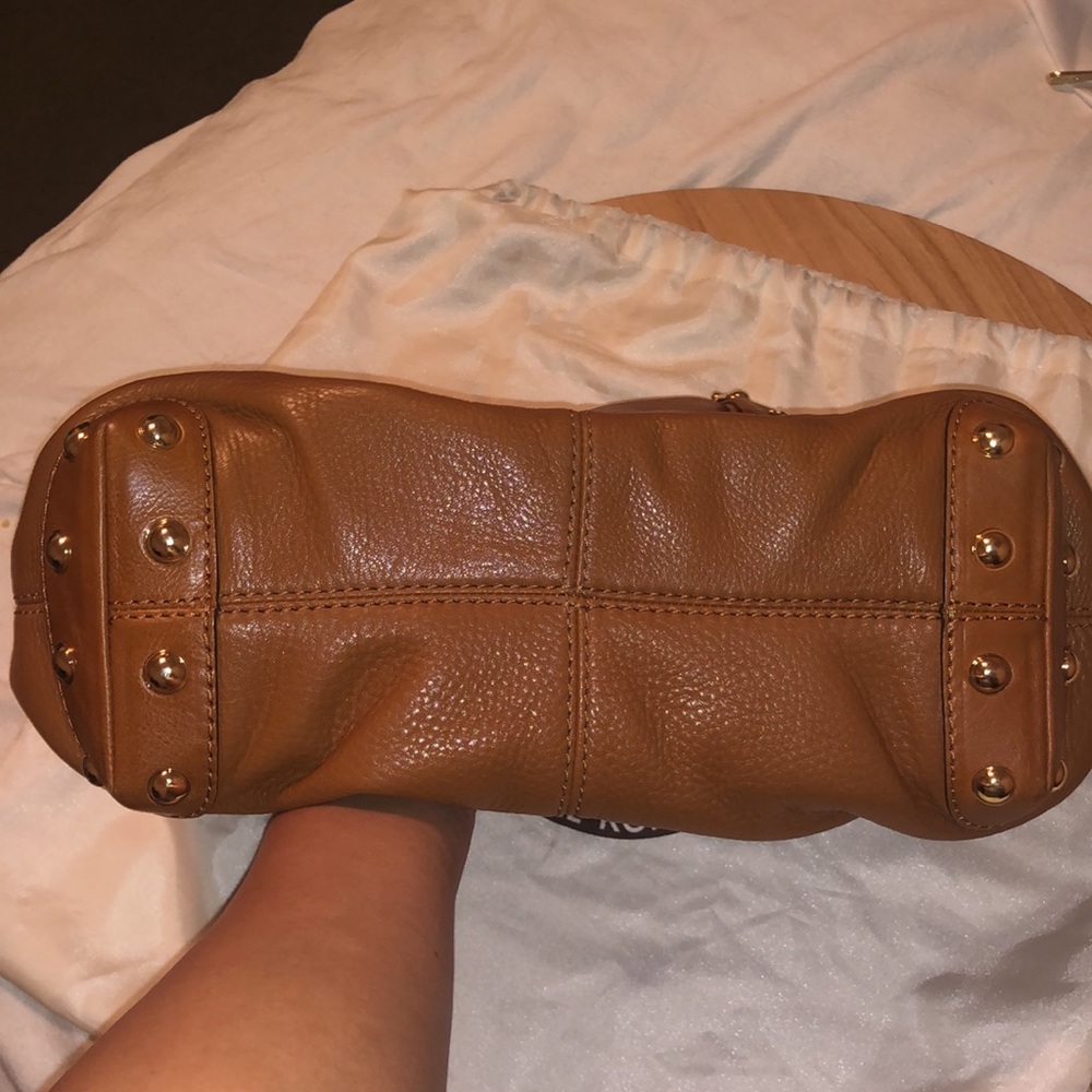MK tan handbag - Picture 11 of 15